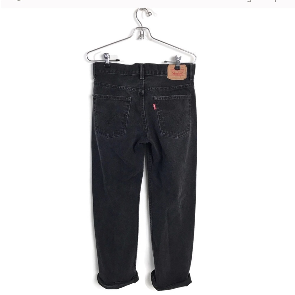 Levi’s 550 distressed mom jeans - black